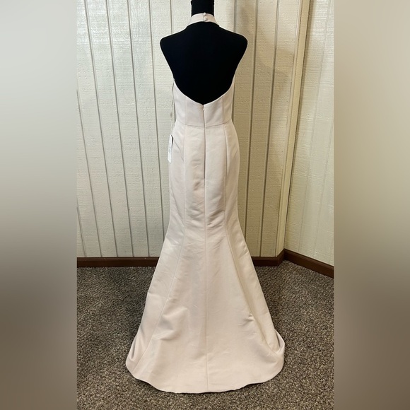 Amsale Austin Dress in Champagne, size 6.  NWT.  Thread loose (see photos). - Picture 8 of 9